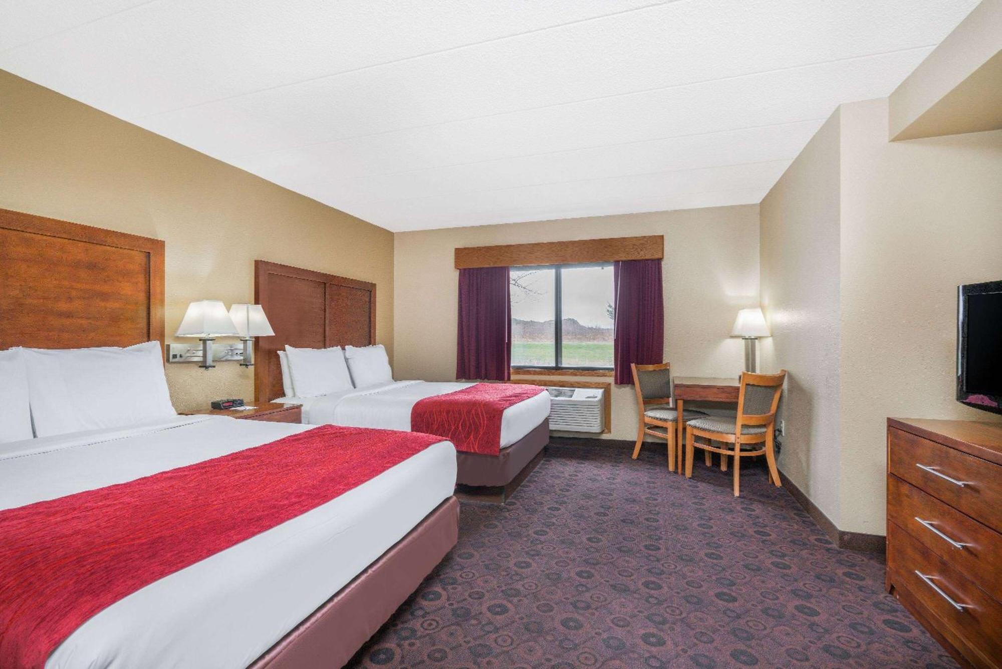 Baymont By Wyndham Kasson Rochester Area Extérieur photo